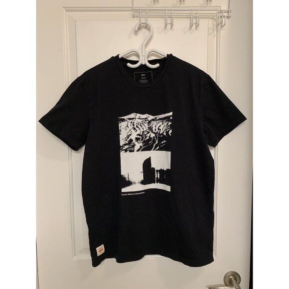 Globe Other - Globe Brand Australia Black White Landscape Graphic T Shirt